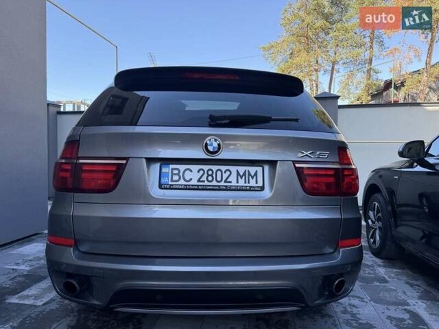 Серый БМВ Х5, объемом двигателя 3 л и пробегом 153 тыс. км за 16900 $, фото 4 на Automoto.ua