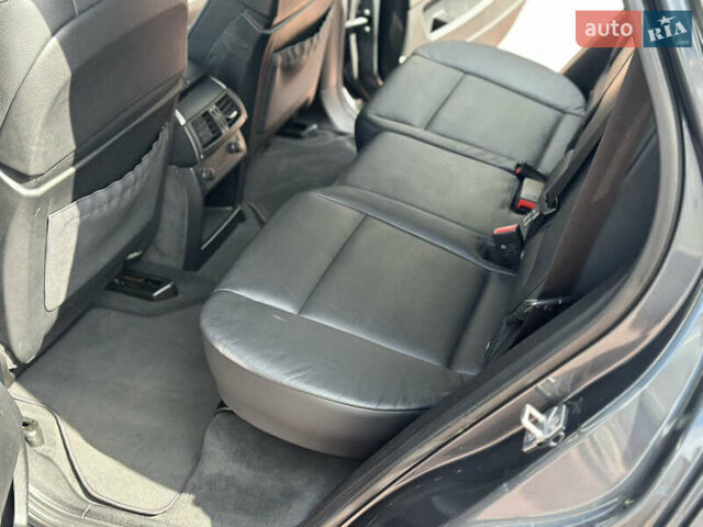 Сірий БМВ Х5, об'ємом двигуна 3 л та пробігом 290 тис. км за 18900 $, фото 36 на Automoto.ua