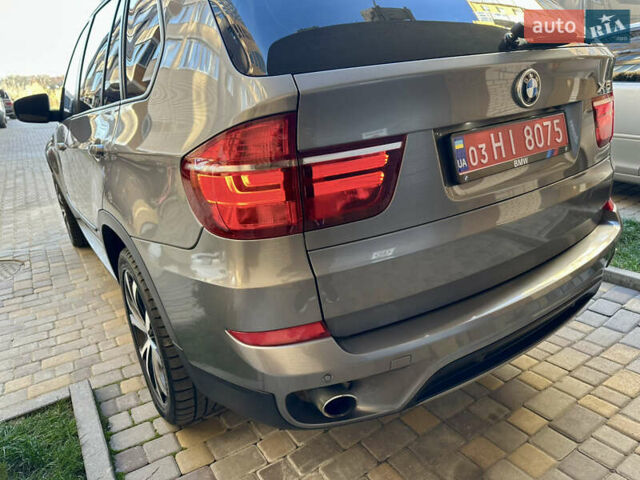Серый БМВ Х5, объемом двигателя 3 л и пробегом 311 тыс. км за 16900 $, фото 37 на Automoto.ua
