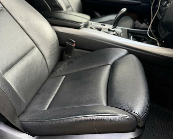 БМВ Х5 2012 в Черновцах на Automoto.ua Серый БМВ Х5, объемом двигателя 3 л и пробегом 300 тыс. км за 20700 $, фото 19 на Automoto.ua