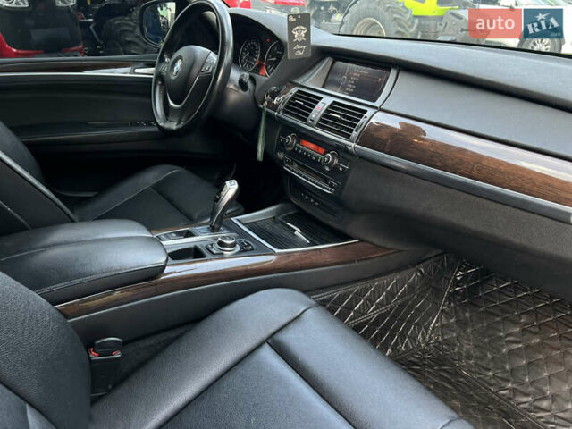 Серый БМВ Х5, объемом двигателя 3 л и пробегом 205 тыс. км за 18200 $, фото 8 на Automoto.ua