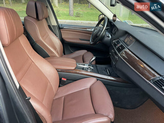 Серый БМВ Х5, объемом двигателя 2.98 л и пробегом 215 тыс. км за 11900 $, фото 30 на Automoto.ua