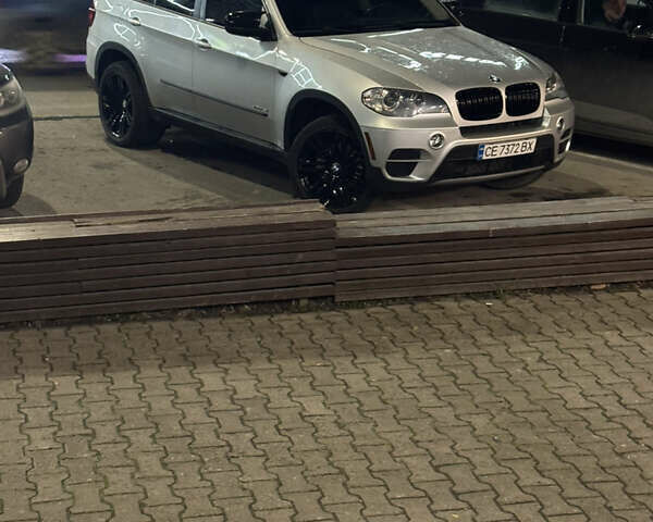 Серый БМВ Х5, объемом двигателя 2.98 л и пробегом 275 тыс. км за 13000 $, фото 1 на Automoto.ua