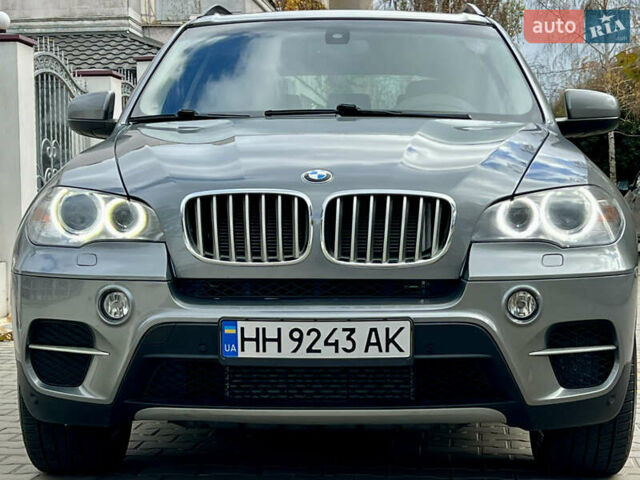 Серый БМВ Х5, объемом двигателя 2.99 л и пробегом 211 тыс. км за 16500 $, фото 1 на Automoto.ua