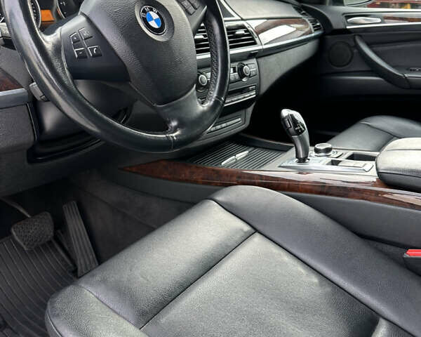 Серый БМВ Х5, объемом двигателя 2.99 л и пробегом 320 тыс. км за 17900 $, фото 21 на Automoto.ua