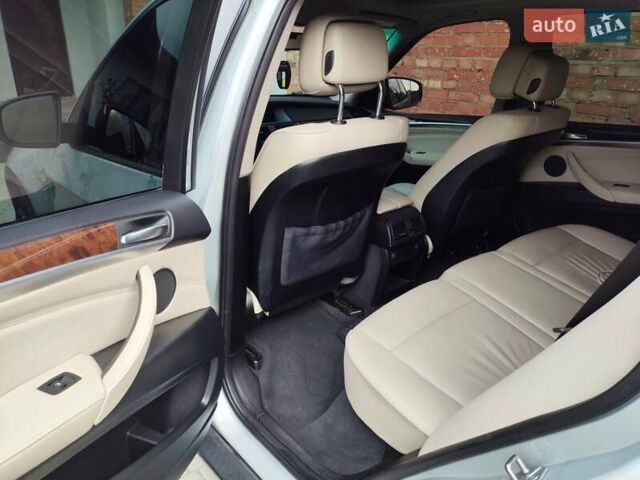 Серый БМВ Х5, объемом двигателя 2.98 л и пробегом 267 тыс. км за 15000 $, фото 15 на Automoto.ua