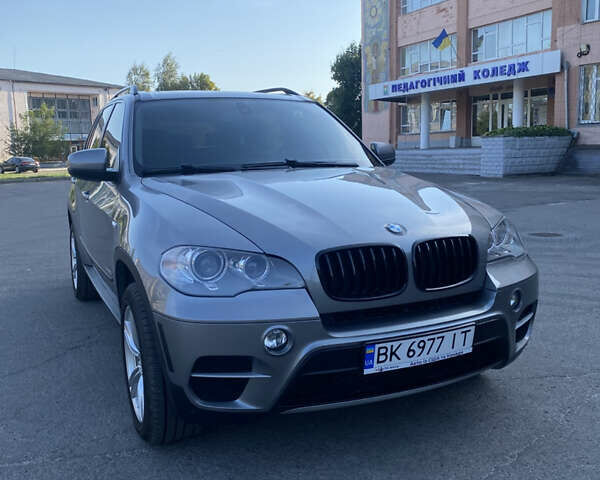 Серый БМВ Х5, объемом двигателя 3 л и пробегом 207 тыс. км за 17300 $, фото 25 на Automoto.ua
