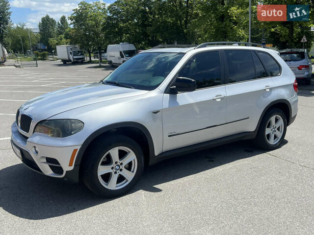 Серый БМВ Х5, объемом двигателя 2.98 л и пробегом 285 тыс. км за 15999 $, фото 16 на Automoto.ua