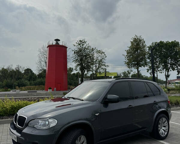 Серый БМВ Х5, объемом двигателя 2.99 л и пробегом 230 тыс. км за 18200 $, фото 3 на Automoto.ua