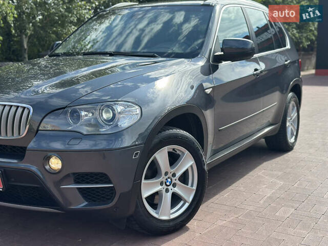 Сірий БМВ Х5, об'ємом двигуна 3 л та пробігом 290 тис. км за 18900 $, фото 48 на Automoto.ua