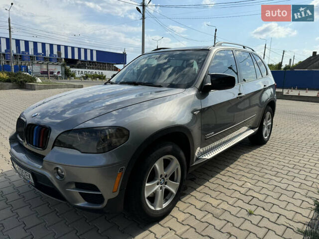 Серый БМВ Х5, объемом двигателя 2.98 л и пробегом 249 тыс. км за 14500 $, фото 11 на Automoto.ua
