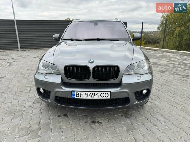 Серый БМВ Х5, объемом двигателя 3 л и пробегом 190 тыс. км за 16900 $, фото 6 на Automoto.ua