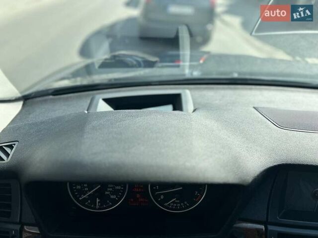 Серый БМВ Х5, объемом двигателя 2.98 л и пробегом 195 тыс. км за 13200 $, фото 7 на Automoto.ua