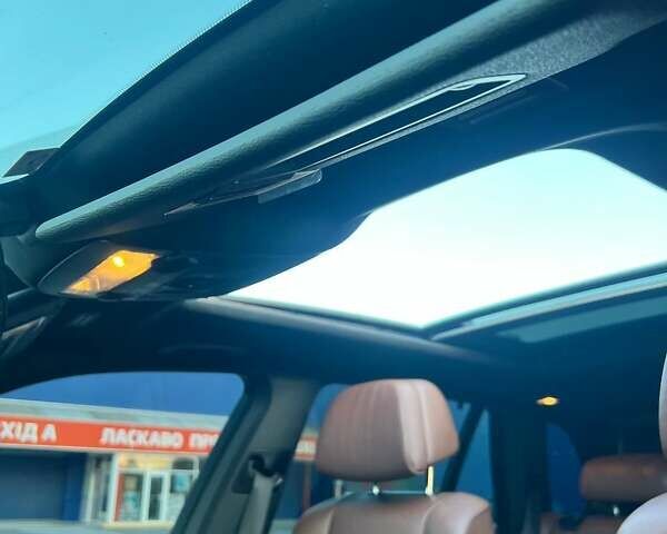 Серый БМВ Х5, объемом двигателя 3 л и пробегом 310 тыс. км за 22000 $, фото 17 на Automoto.ua