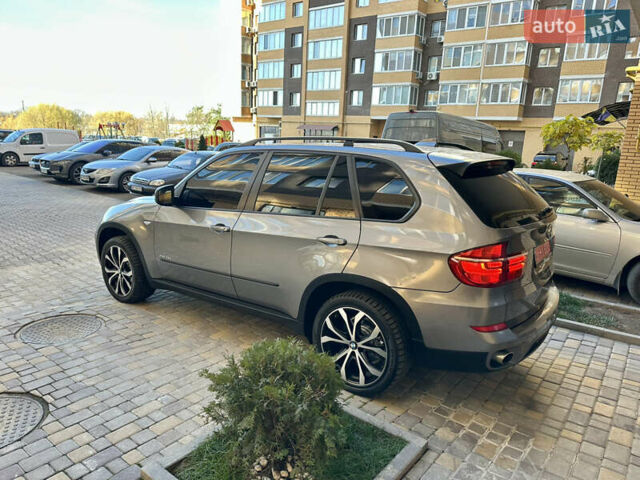 Серый БМВ Х5, объемом двигателя 3 л и пробегом 311 тыс. км за 16900 $, фото 38 на Automoto.ua