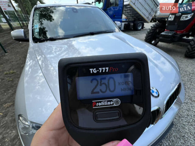 Серый БМВ Х5, объемом двигателя 3 л и пробегом 205 тыс. км за 18200 $, фото 24 на Automoto.ua