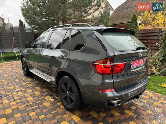 Серый БМВ Х5, объемом двигателя 3 л и пробегом 228 тыс. км за 16700 $, фото 2 на Automoto.ua