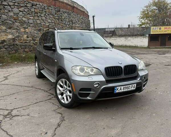 Серый БМВ Х5, объемом двигателя 2.98 л и пробегом 280 тыс. км за 12300 $, фото 1 на Automoto.ua