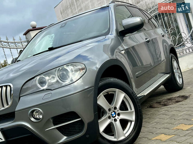 Серый БМВ Х5, объемом двигателя 2.99 л и пробегом 211 тыс. км за 16500 $, фото 3 на Automoto.ua