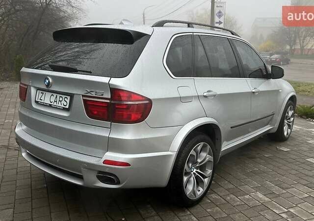 Серый БМВ Х5, объемом двигателя 3 л и пробегом 130 тыс. км за 19950 $, фото 8 на Automoto.ua