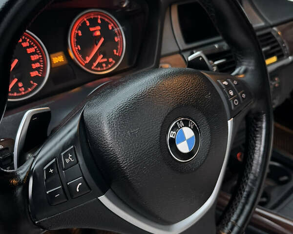 Сірий БМВ Х5, об'ємом двигуна 2.98 л та пробігом 229 тис. км за 12900 $, фото 30 на Automoto.ua