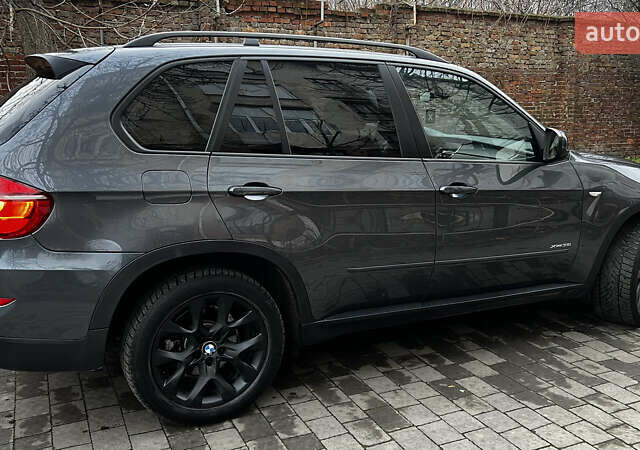 Серый БМВ Х5, объемом двигателя 2.98 л и пробегом 239 тыс. км за 12700 $, фото 6 на Automoto.ua