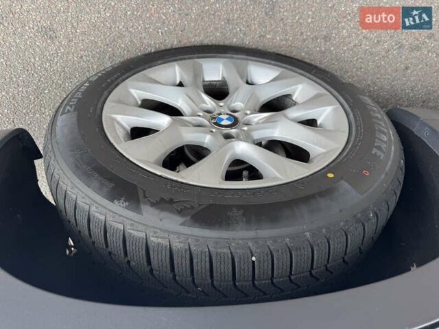 БМВ Х5 2012 в Киеве на Automoto.ua Серый БМВ Х5, объемом двигателя 2.98 л и пробегом 285 тыс. км за 12500 $, фото 38 на Automoto.ua