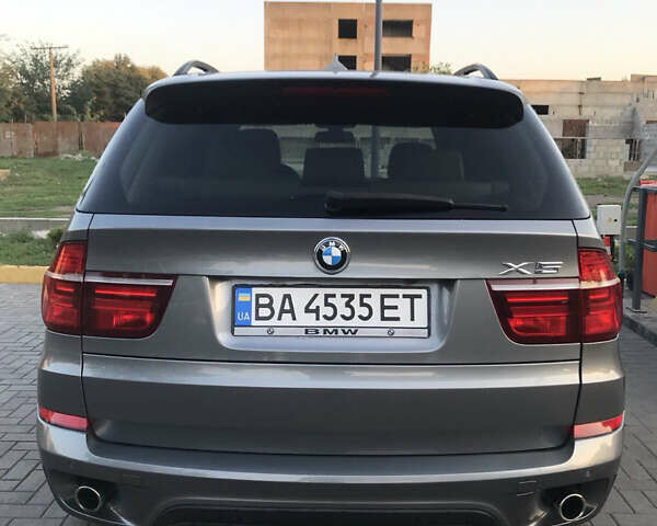 Серый БМВ Х5, объемом двигателя 2.98 л и пробегом 238 тыс. км за 13700 $, фото 2 на Automoto.ua