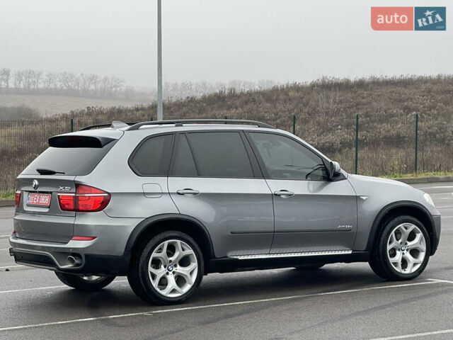 Серый БМВ Х5, объемом двигателя 3 л и пробегом 328 тыс. км за 16950 $, фото 10 на Automoto.ua