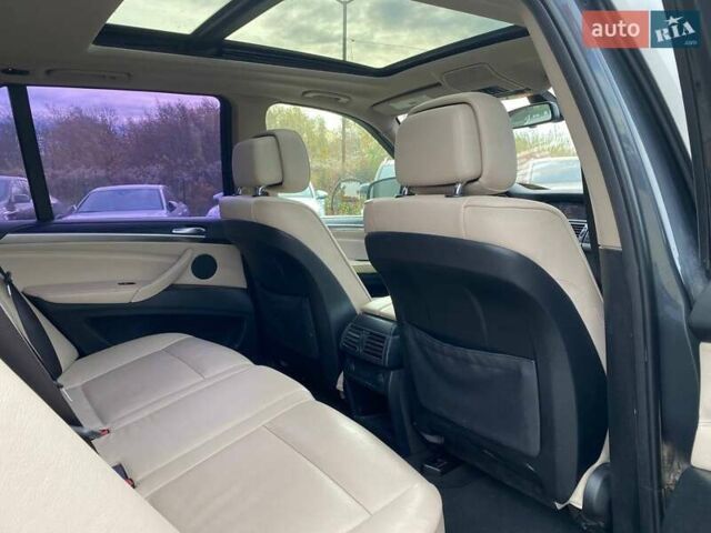 Серый БМВ Х5, объемом двигателя 2.98 л и пробегом 324 тыс. км за 12900 $, фото 22 на Automoto.ua