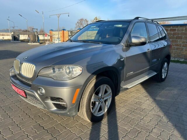 Серый БМВ Х5, объемом двигателя 3 л и пробегом 280 тыс. км за 13499 $, фото 1 на Automoto.ua