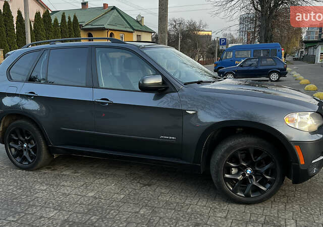 Сірий БМВ Х5, об'ємом двигуна 2.98 л та пробігом 239 тис. км за 12800 $, фото 3 на Automoto.ua