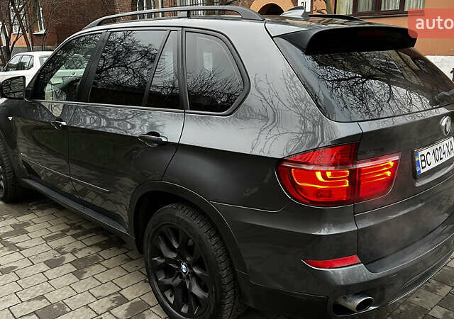 Серый БМВ Х5, объемом двигателя 2.98 л и пробегом 239 тыс. км за 12700 $, фото 13 на Automoto.ua