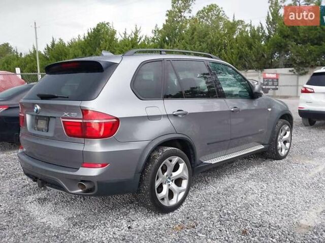 Серый БМВ Х5, объемом двигателя 3.01 л и пробегом 192 тыс. км за 10000 $, фото 4 на Automoto.ua