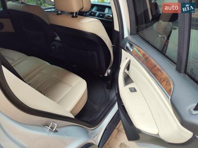 Серый БМВ Х5, объемом двигателя 2.98 л и пробегом 267 тыс. км за 15000 $, фото 14 на Automoto.ua