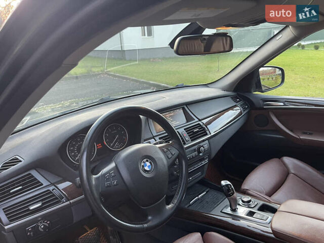 Серый БМВ Х5, объемом двигателя 2.98 л и пробегом 215 тыс. км за 11900 $, фото 24 на Automoto.ua