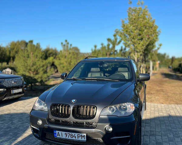 Сірий БМВ Х5, об'ємом двигуна 3 л та пробігом 248 тис. км за 18000 $, фото 1 на Automoto.ua