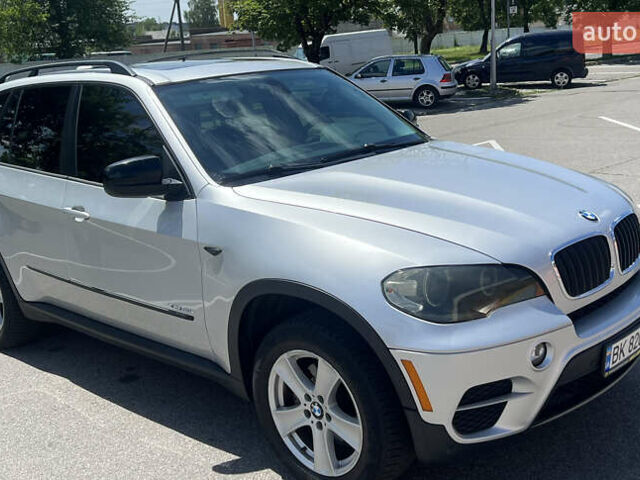 Серый БМВ Х5, объемом двигателя 2.98 л и пробегом 285 тыс. км за 15999 $, фото 4 на Automoto.ua