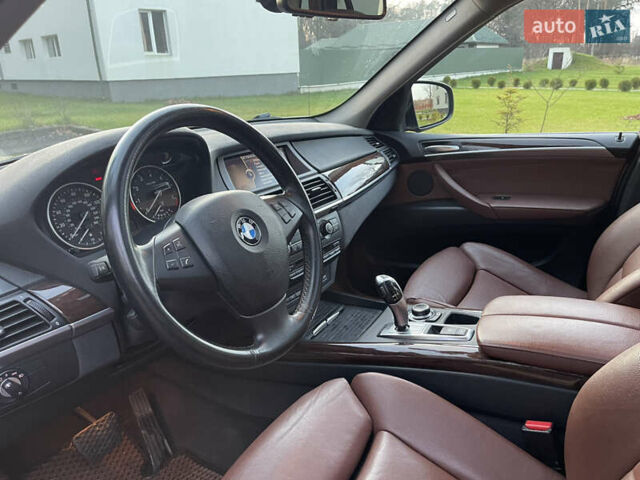 Серый БМВ Х5, объемом двигателя 2.98 л и пробегом 215 тыс. км за 11900 $, фото 23 на Automoto.ua