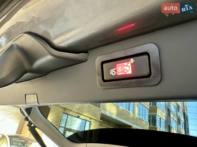Серый БМВ Х5, объемом двигателя 3 л и пробегом 311 тыс. км за 16900 $, фото 28 на Automoto.ua