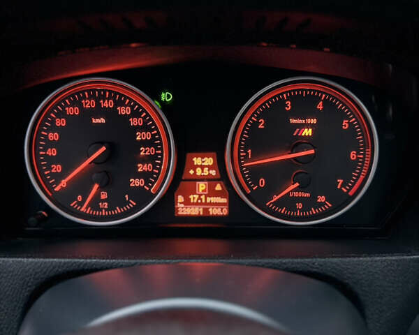 Сірий БМВ Х5, об'ємом двигуна 2.98 л та пробігом 229 тис. км за 12900 $, фото 32 на Automoto.ua