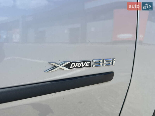 Серый БМВ Х5, объемом двигателя 2.98 л и пробегом 285 тыс. км за 15999 $, фото 7 на Automoto.ua