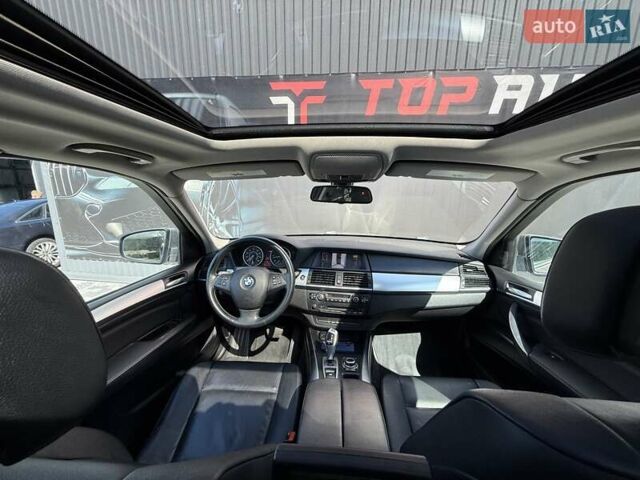 Серый БМВ Х5, объемом двигателя 3 л и пробегом 253 тыс. км за 15800 $, фото 28 на Automoto.ua