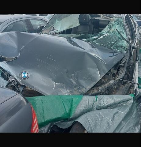 Серый БМВ Х5, объемом двигателя 3 л и пробегом 309 тыс. км за 5000 $, фото 8 на Automoto.ua