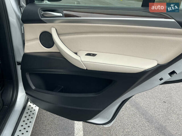 Сірий БМВ Х5, об'ємом двигуна 3 л та пробігом 285 тис. км за 15600 $, фото 38 на Automoto.ua