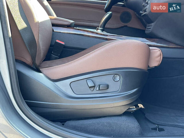 Серый БМВ Х5, объемом двигателя 3 л и пробегом 328 тыс. км за 16999 $, фото 41 на Automoto.ua
