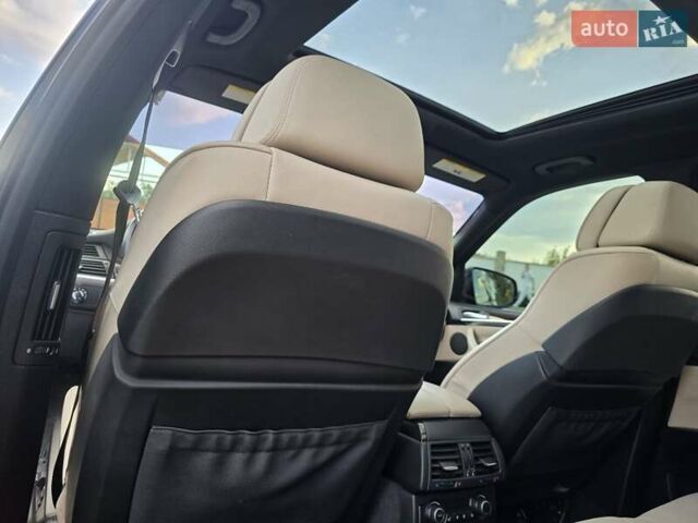 Сірий БМВ Х5, об'ємом двигуна 2.99 л та пробігом 222 тис. км за 20000 $, фото 13 на Automoto.ua