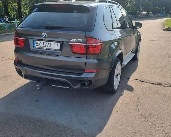 Серый БМВ Х5, объемом двигателя 2.98 л и пробегом 249 тыс. км за 16300 $, фото 3 на Automoto.ua