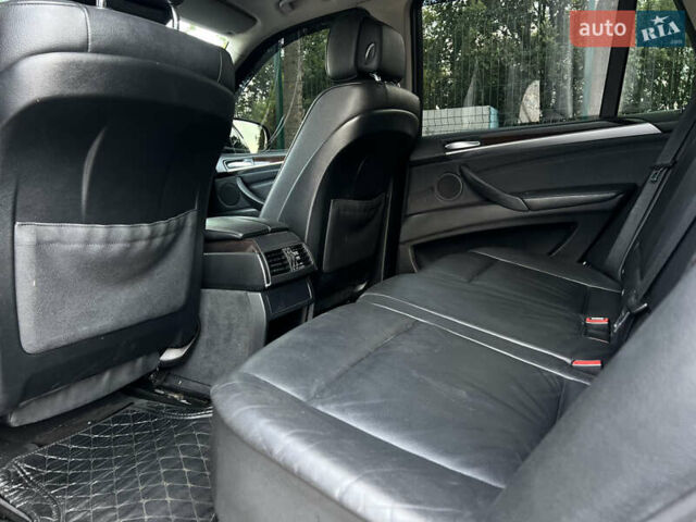 Серый БМВ Х5, объемом двигателя 3 л и пробегом 205 тыс. км за 18200 $, фото 11 на Automoto.ua