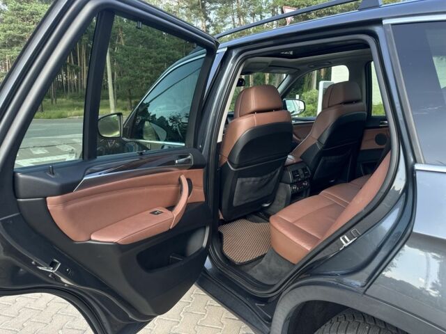Сірий БМВ Х5, об'ємом двигуна 3 л та пробігом 214 тис. км за 12800 $, фото 20 на Automoto.ua